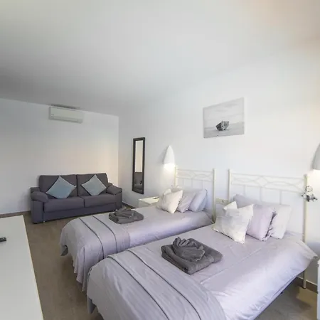 Superb Casa Herlanda 3 Bedrooms Pool Table Villa