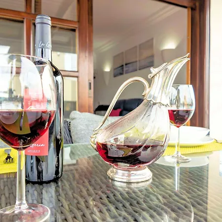 Superb Casa Herlanda 3 Bedrooms Pool Table *