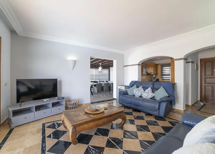 Villa Superb Casa Herlanda 3 Bedrooms Pool Table *