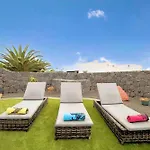 Superb Casa Herlanda 3 Bedrooms Pool Table 빌라 *