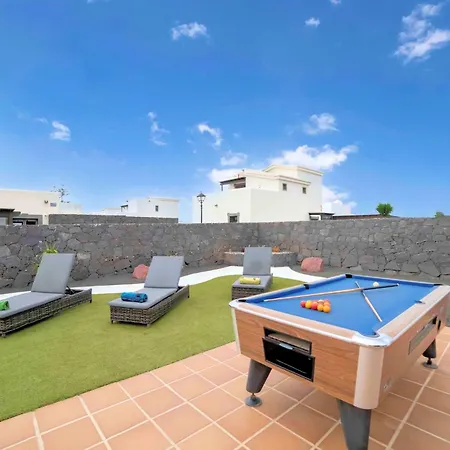 فيلة Superb Casa Herlanda 3 Bedrooms Pool Table