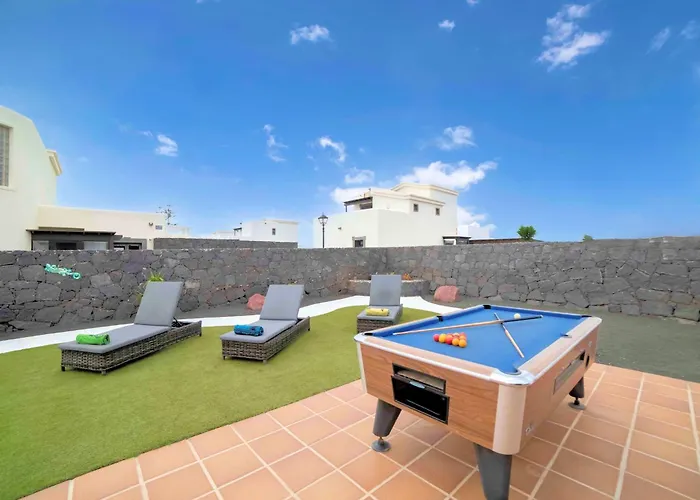 فيلة Superb Casa Herlanda 3 Bedrooms Pool Table