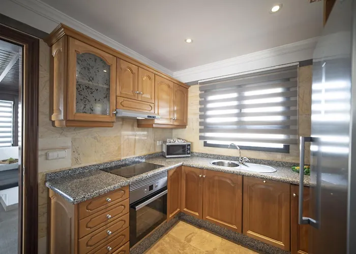 Superb Casa Herlanda 3 Bedrooms Pool Table * بلايا بلانكا