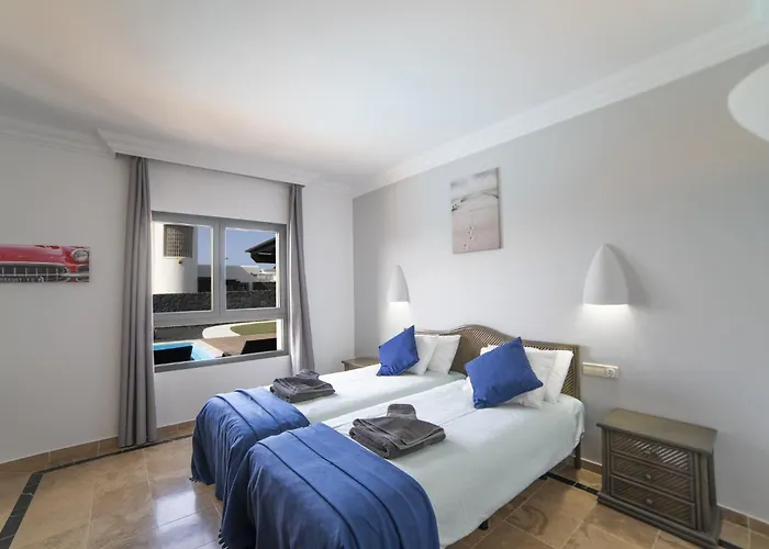 Superb Casa Herlanda 3 Bedrooms Pool Table *